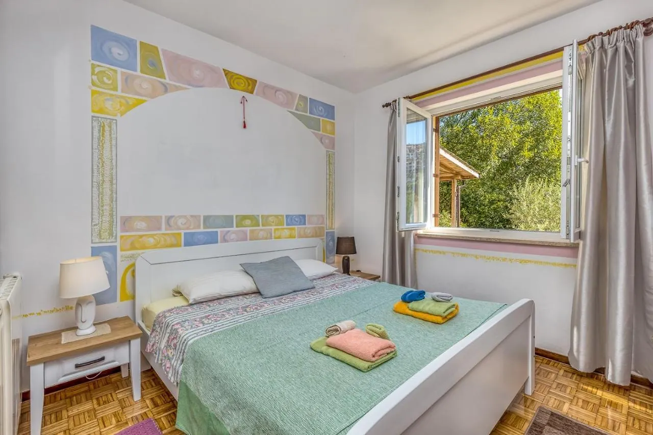 Casa de hóspedes Apartments Vivijana Rabac